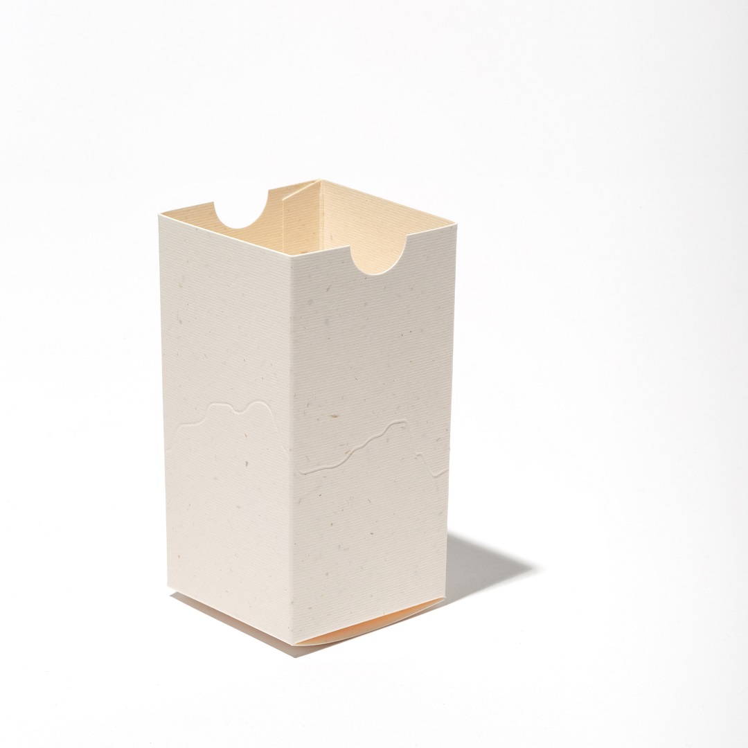 cardboard box -cream